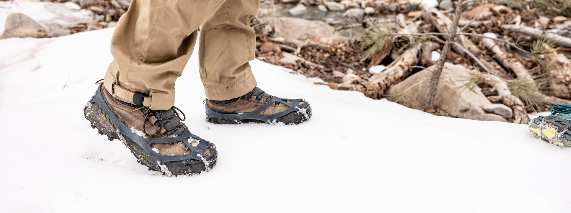 FOOT TRACTION/SNOW SPIKES