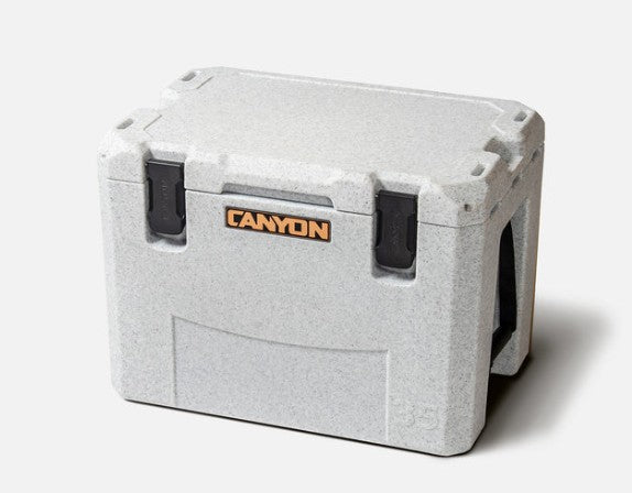 Outfitter 35 V2 - White Marble